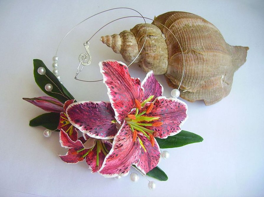 Лилия с ракушкой - оригинал