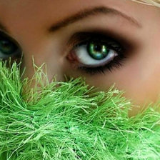 зеленые глаза