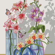Схема вышивки «Орхидеи в вазе»