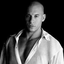 Схема вышивки «Вин Дизель»