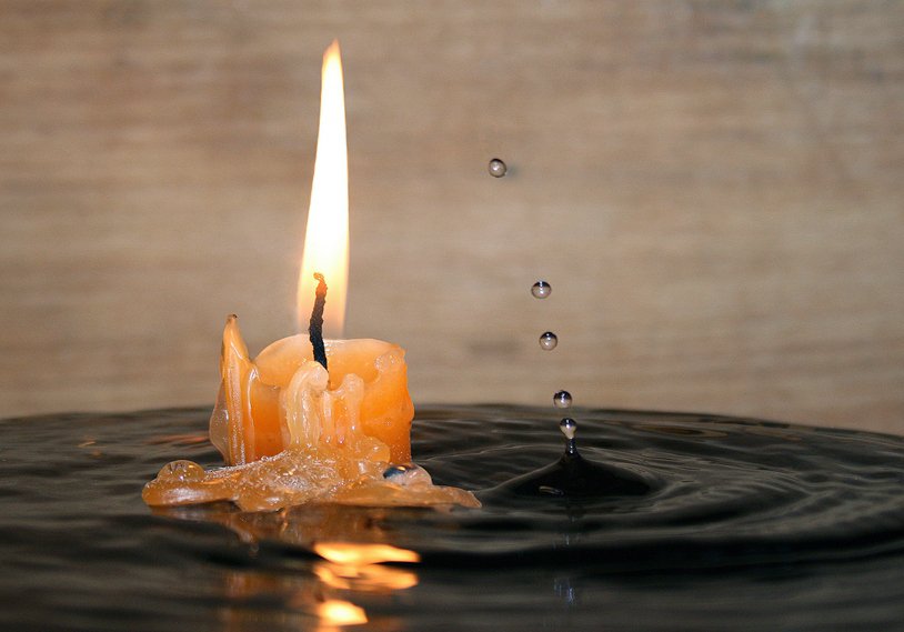 Огонь и вода. - огонь, вода, свечи - оригинал