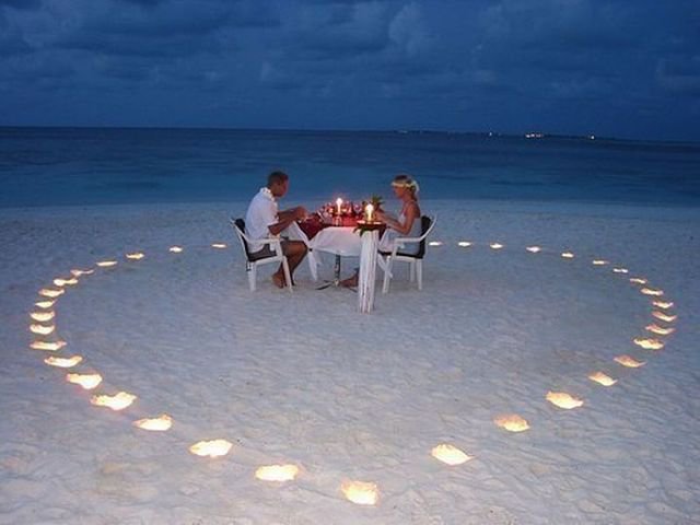 Романтичный вечер - море, свечи, остров, романтика, двое, любовь - оригинал