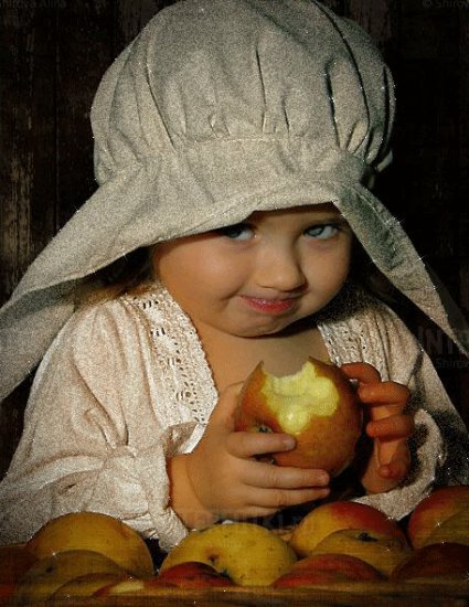Dziecko z jabluszkami:) - deti - оригинал