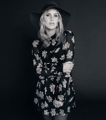 клер холт - первородные, реббека, дневники вампира - оригинал