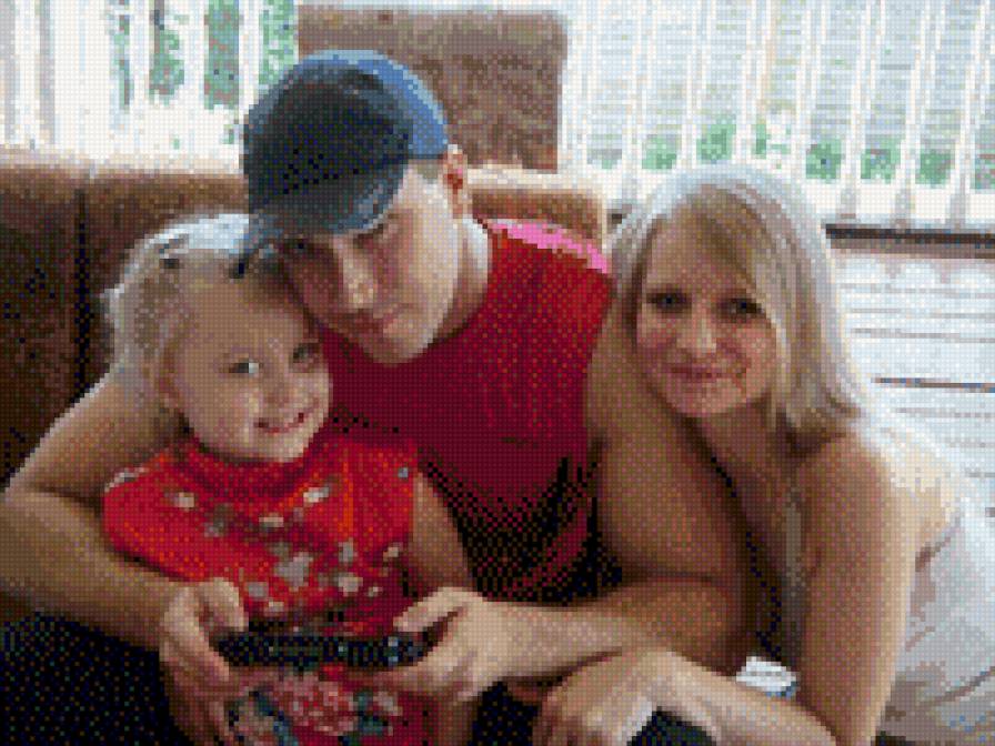 Ирэночка с семьёй - предпросмотр