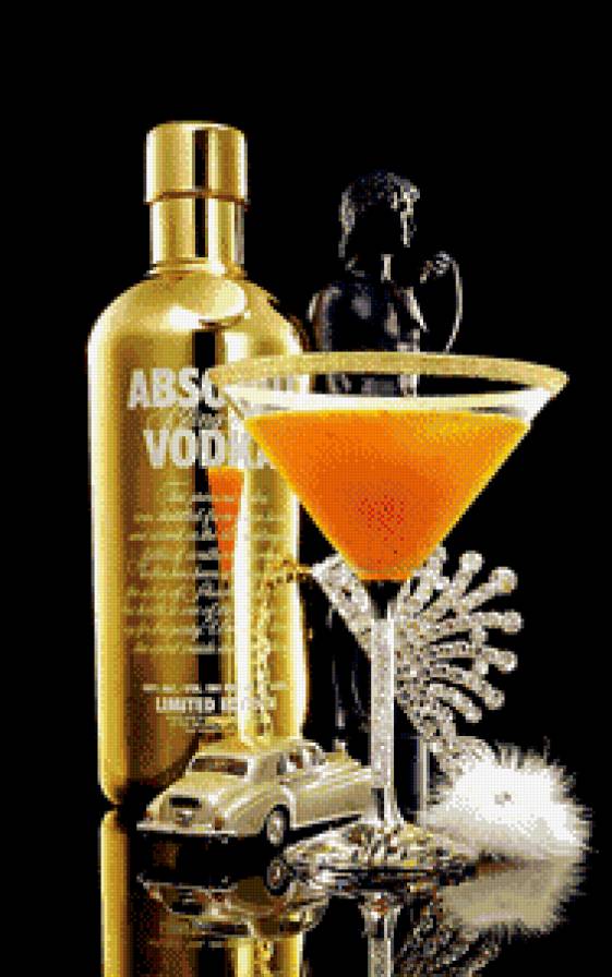 мужской натюрморт - коктейль, водка, статуэтка, бутылка, машина, бокал - предпросмотр