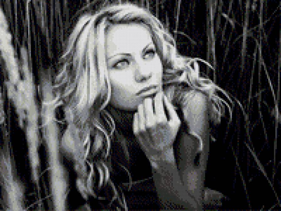 Девушка - девушка, монохром - предпросмотр