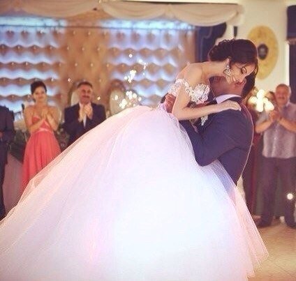 свадьба - улыбка, невеста, любовь, счастье, платье, возлюбленные, жених - оригинал