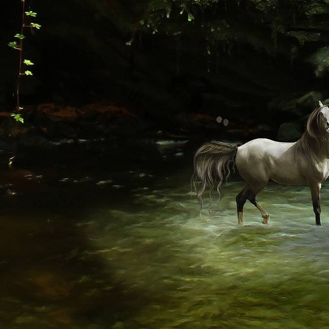 На водопаде левая часть - лошадь, водопад - оригинал