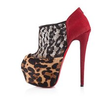 Схема вышивки «Christian Louboutin Aeronotoc»