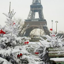 Схема вышивки «Новый год в Париже»