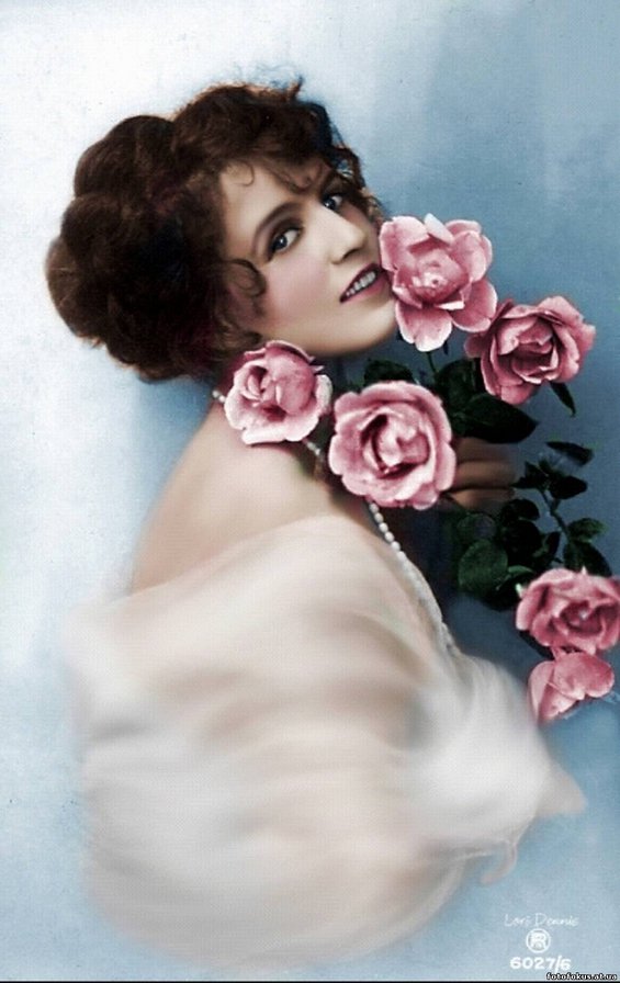 Девушка с букетом роз - красавица, розы, девушка, дама - оригинал