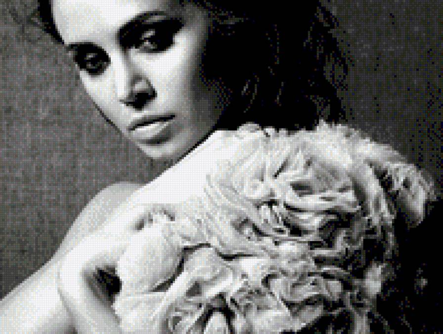 Элайза Душку - предпросмотр