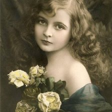 Оригинал схемы вышивки «Девушка с желтыми розами» (№549797)