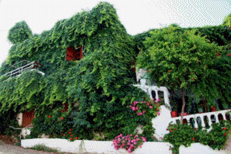 Дом в зелени Крит - предпросмотр