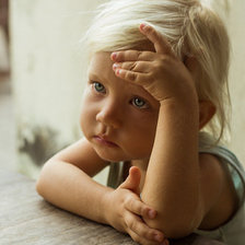 Схема вышивки «Девочка»