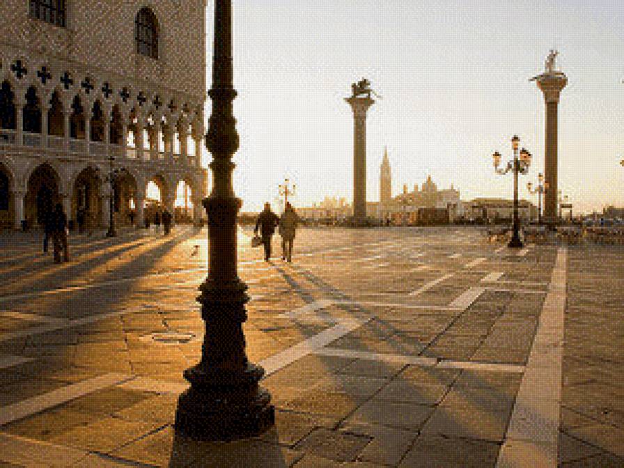 Площадь города на закате - архитектура, города, вечер, закат - предпросмотр