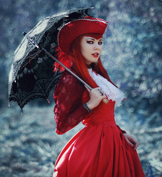 мадам Рэд - девушка, красный - оригинал