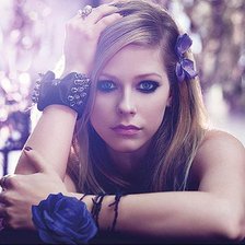Оригинал схемы вышивки «Avril Lavigne» (№567238)
