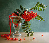 ГРОЗДЬ РЯБИНЫ - натюрморт, ягоды, лето - оригинал