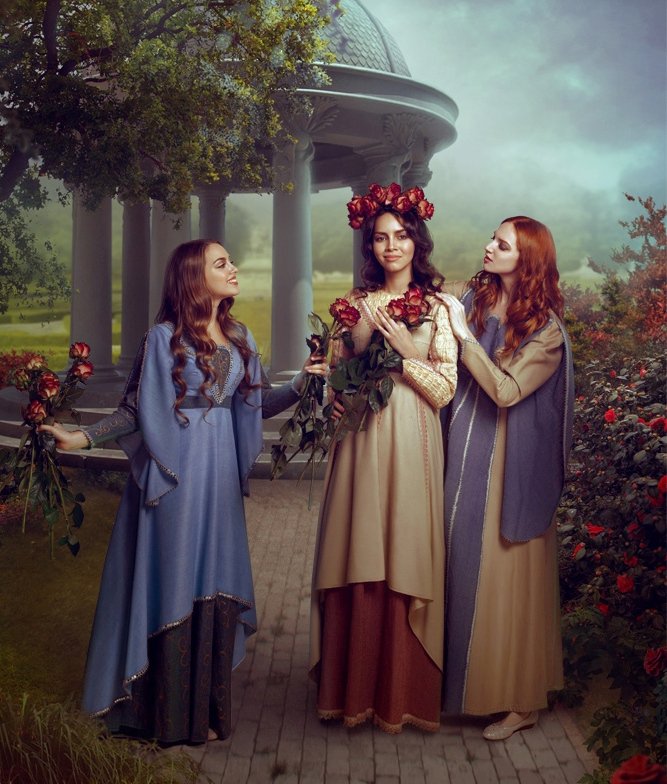 Iolanta - цветы, беседка, люди - оригинал