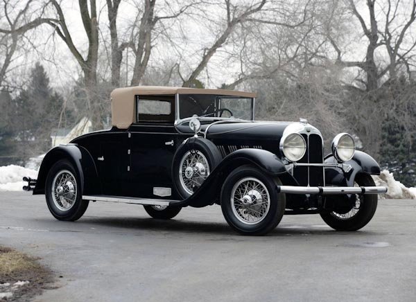 Ретро автомобиль - оригинал