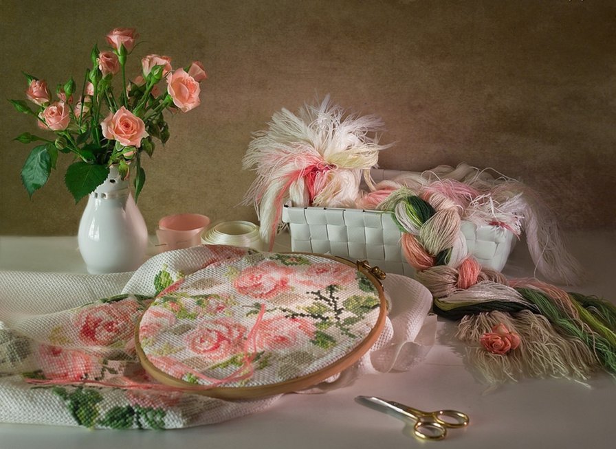 Вышивальный натюрморт - натюрморт, вышивка, цветы - оригинал
