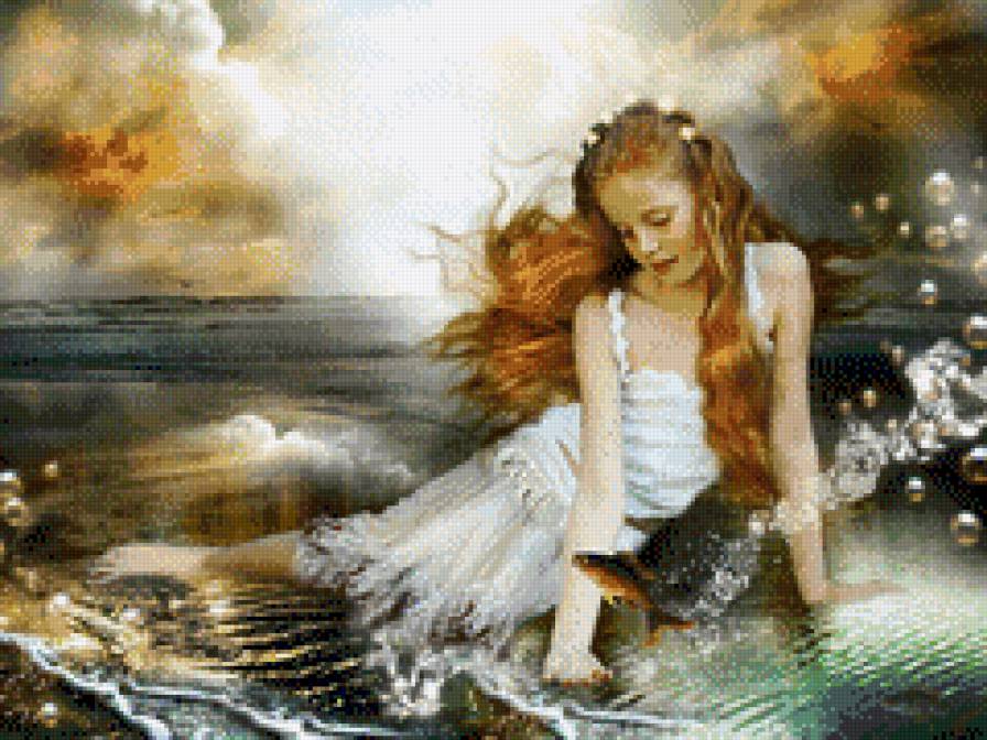 девочка в море - предпросмотр