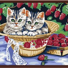 Схема вышивки «Котята с ягодами»