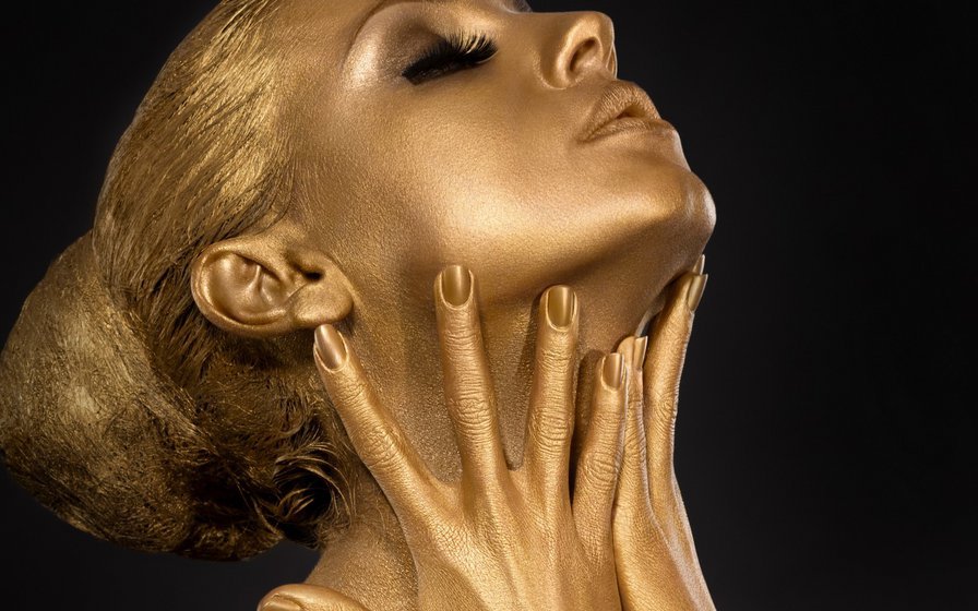 Блондинка - она, девушка - оригинал