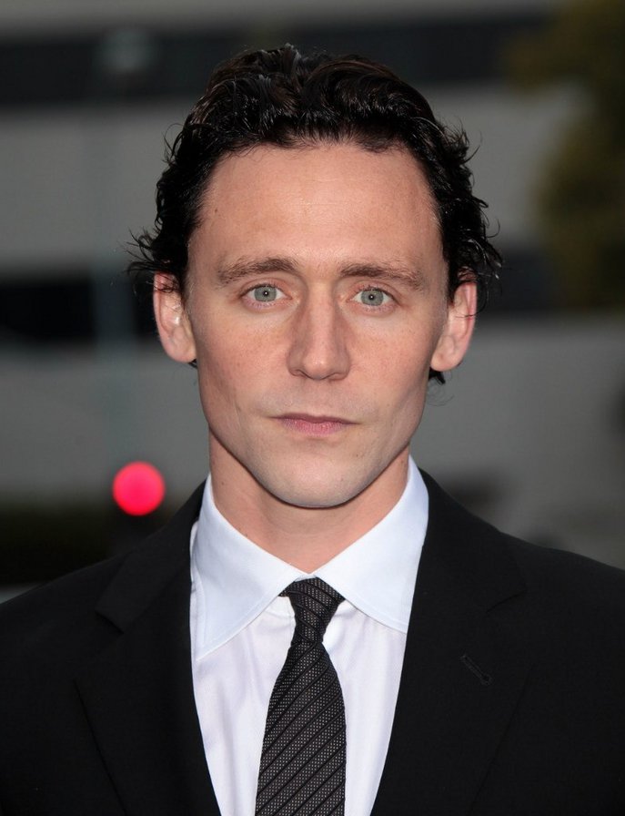 Том Хиддлстон - том хиддлстон - оригинал