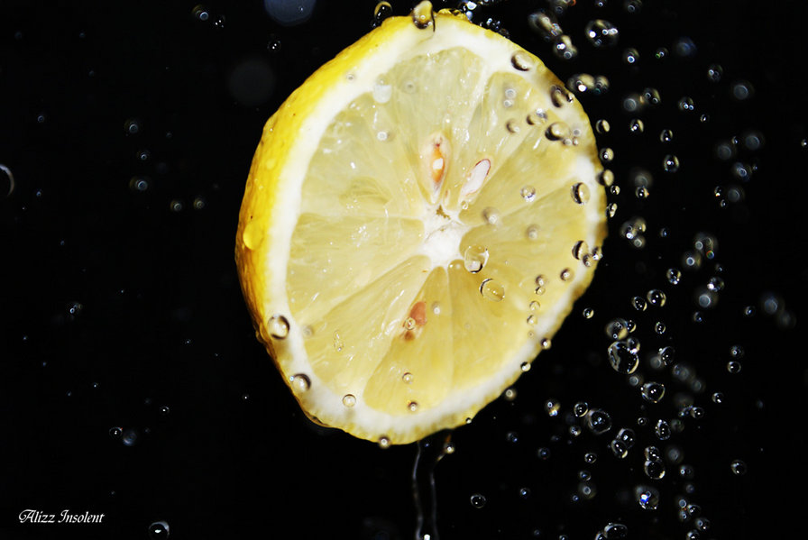 лимон - вода, лимон - оригинал