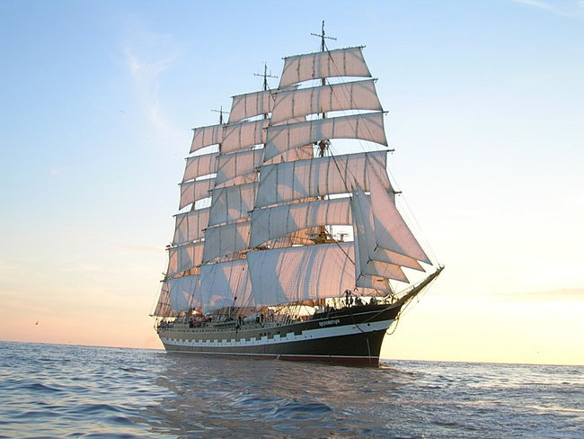 Корабль - оригинал