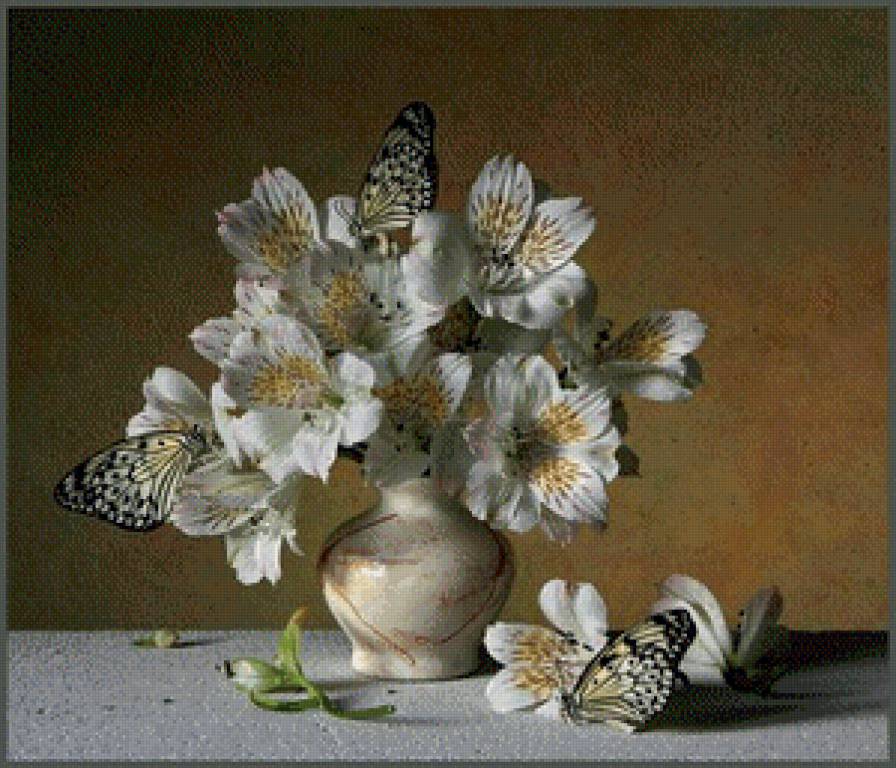 Бабочки и цветы - натюрморт - предпросмотр