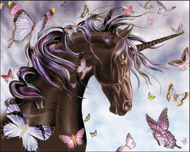 единорог - бабочки, лошадь - оригинал