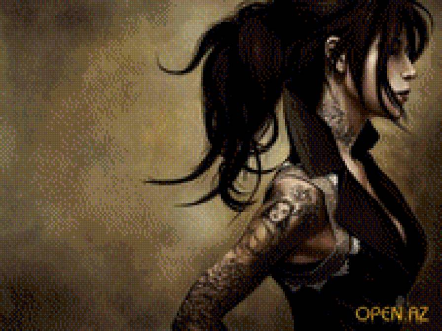 Девушка с тату - предпросмотр