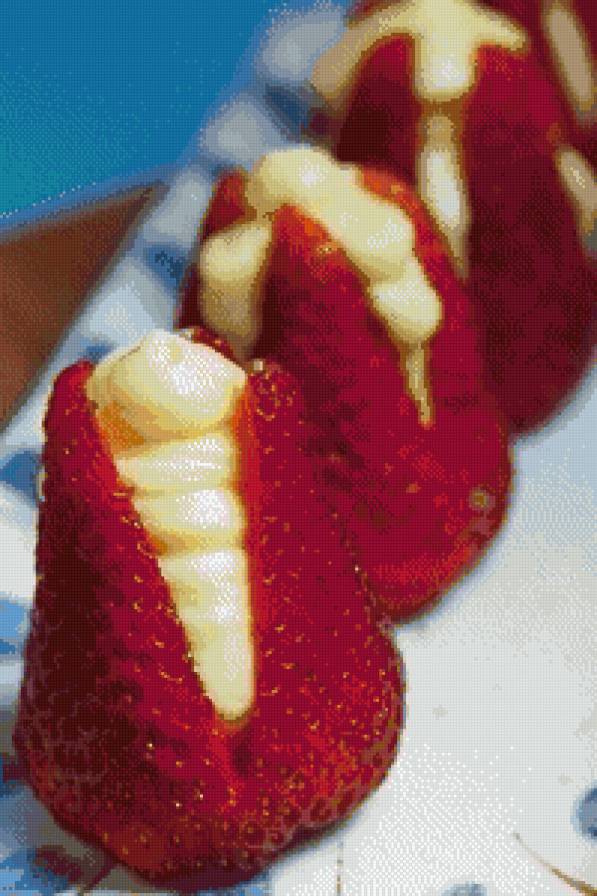 клубника с сливками - кухня, еда, клубника - предпросмотр