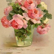 розы в стакане