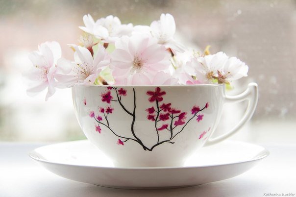 Чашка - цветы, чашка - оригинал