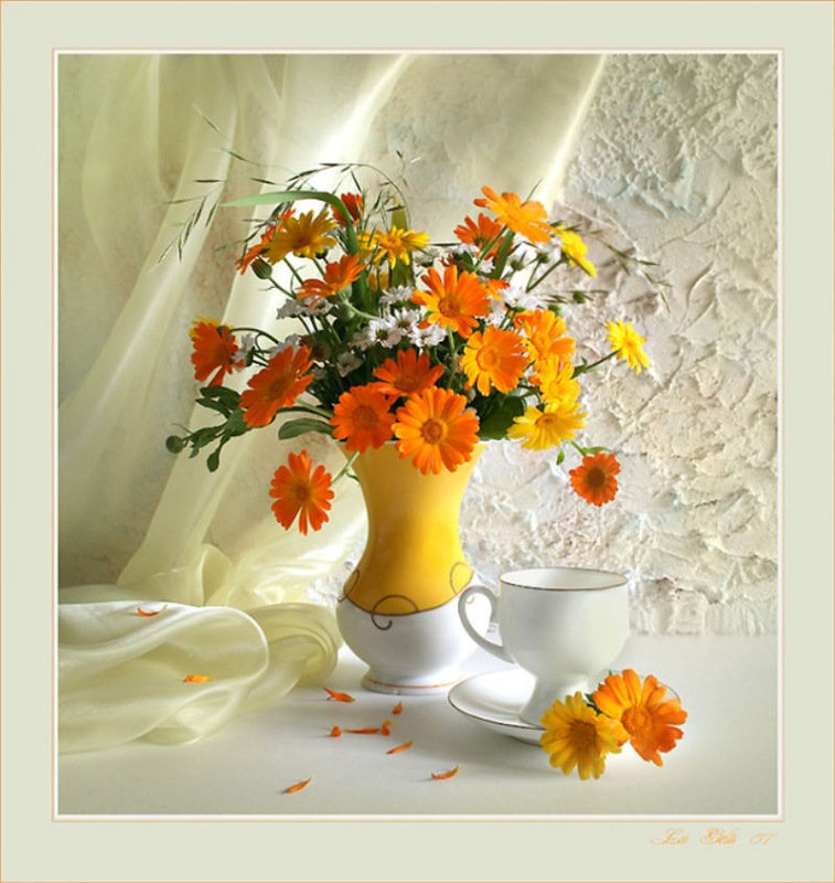 Натюрморт с букетом - букет, натюрморт - оригинал