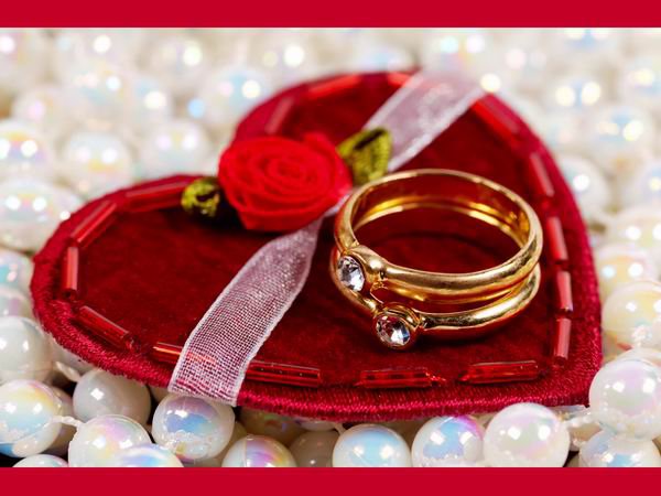 На свабьду - любовь, сердце, кольца, жемчуг, подарок, свадьба - оригинал