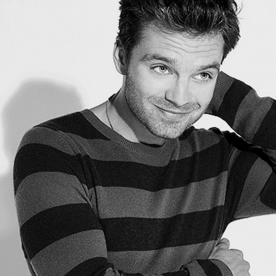 Себастиан Стэн - оригинал