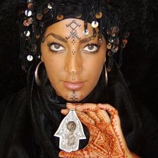 Схема вышивки «берберская колдунья»