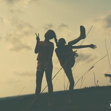 Схема вышивки «Солнечные девочки:)»