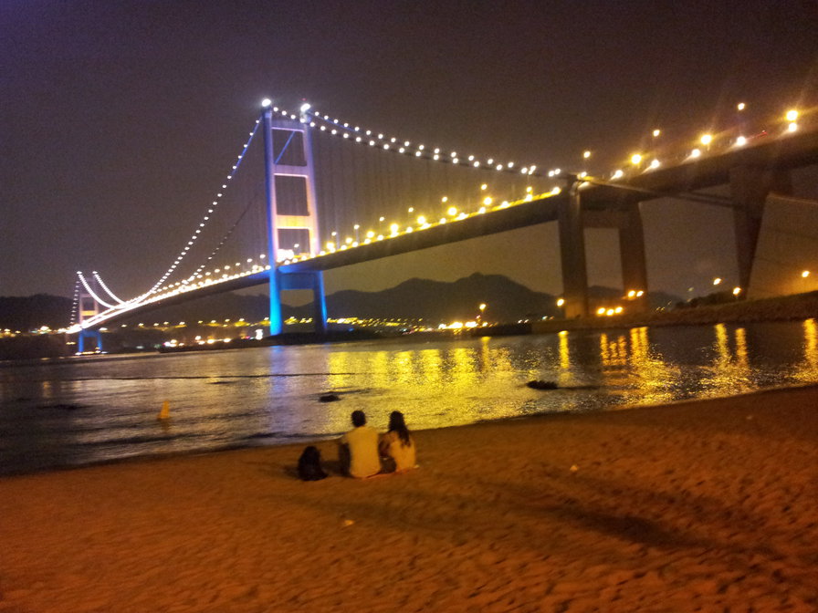 Мост в Гонконге - гонконг, ночь, мост, пляж, река, город, романтика - оригинал