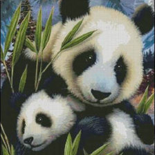 Оригинал схемы вышивки «Панда с малышом» (№745071)