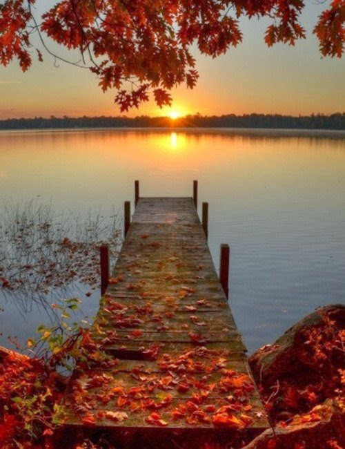 Осенний закат. - осень, озеро, тишина, закат, солнце - оригинал
