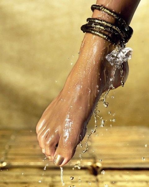 Изящная ножка - красота - оригинал