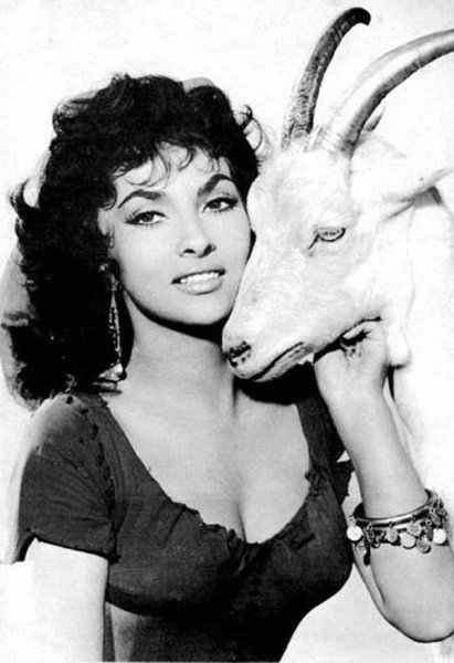 эсмеральда - животные, красота, актриса - оригинал