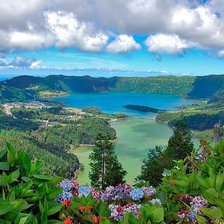 Схема вышивки «Летнее вулканическое озеро»